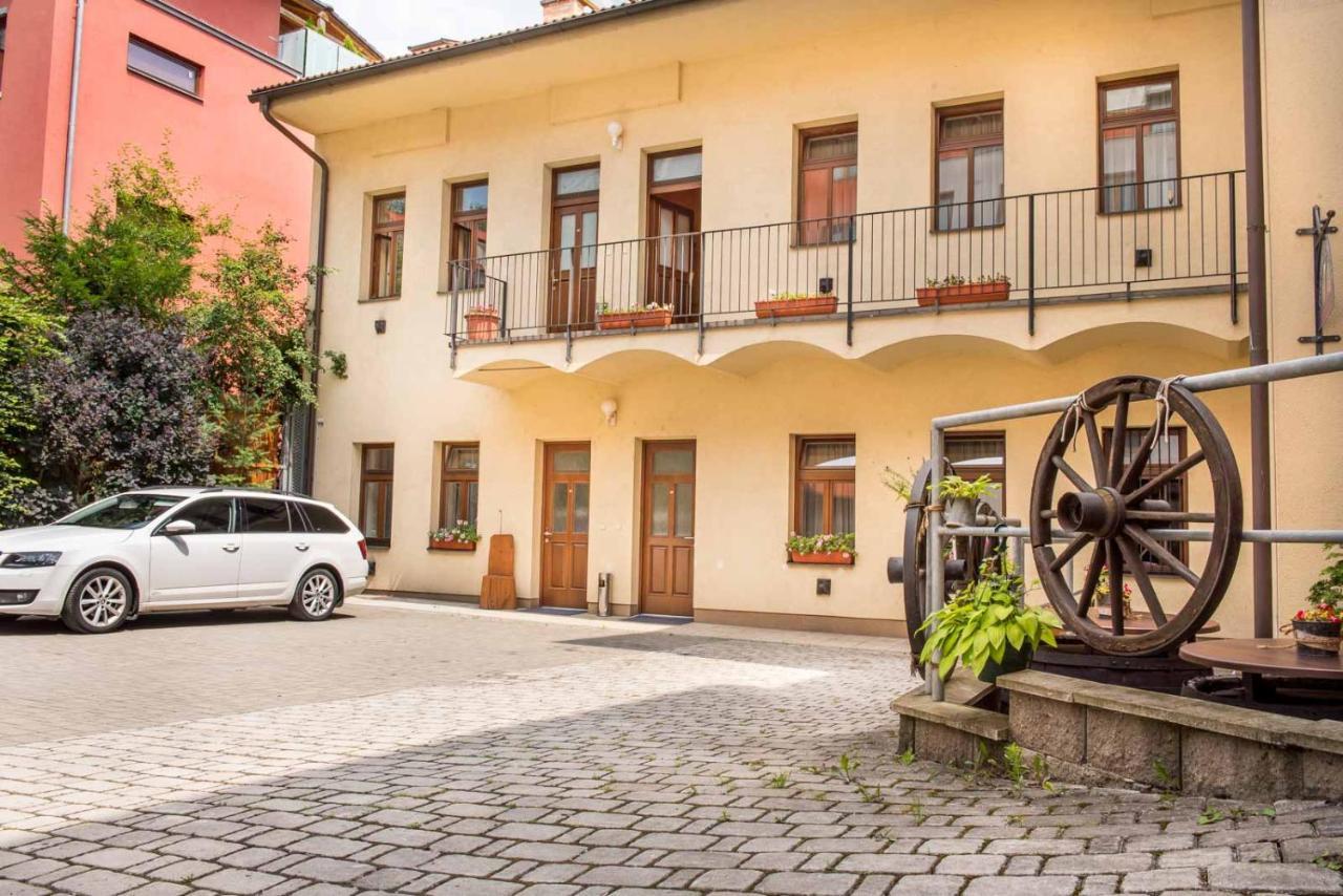 Residence Hattrick Prague Extérieur photo
